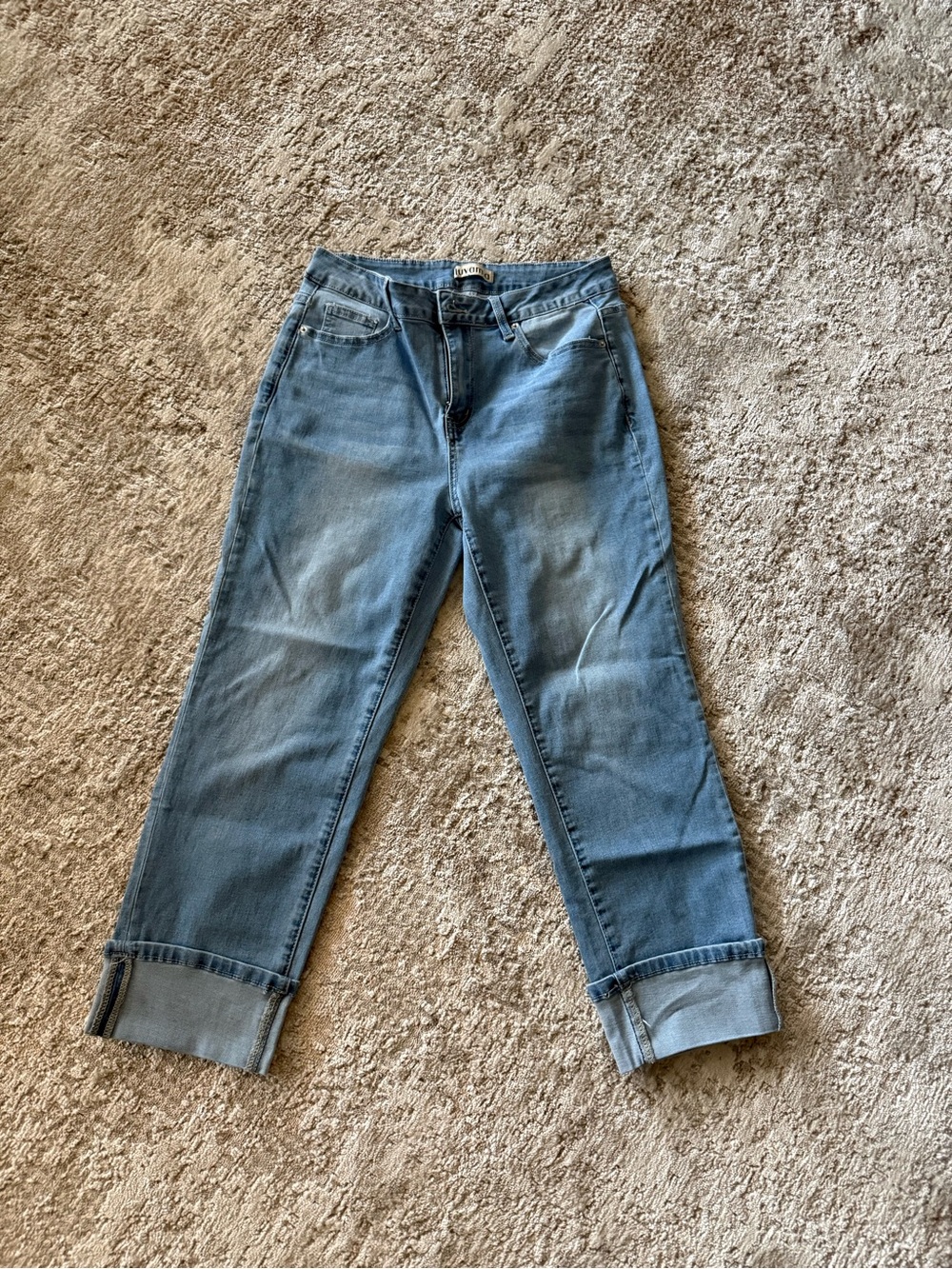 Women's Light Blue Boyfriend Jeans with Cuffed Hem